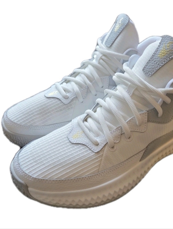 Crossover Culture Other - Crossover Culture Fortune ATMOSPHERE Basketball Sneakers US Men's Size 11